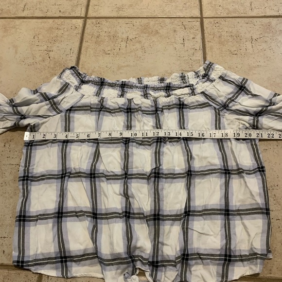 Dynamite Plaid Off-the-Shoulder Tie-Front Crop Top TG/XL - Picture 4 of 6
